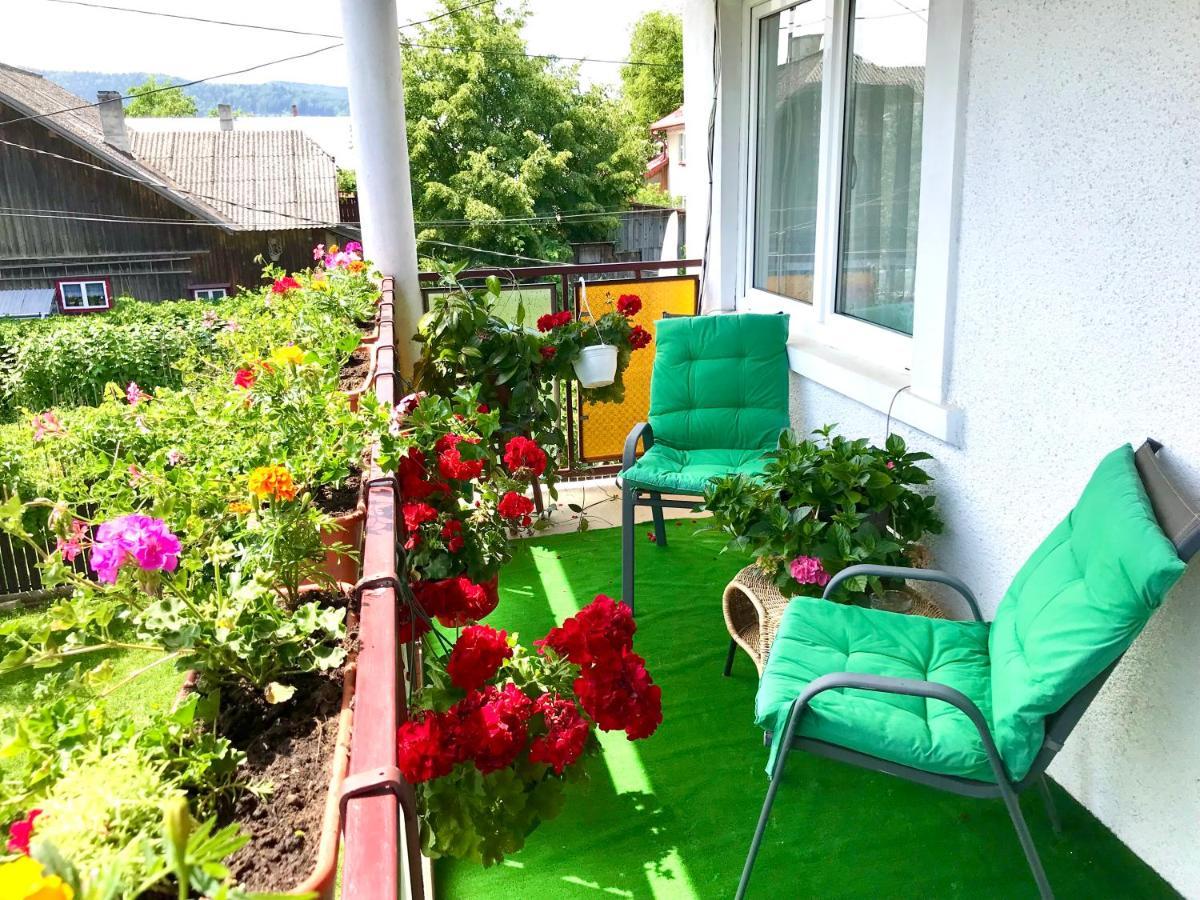 Apartament Vica Gura Humorului Bagian luar foto